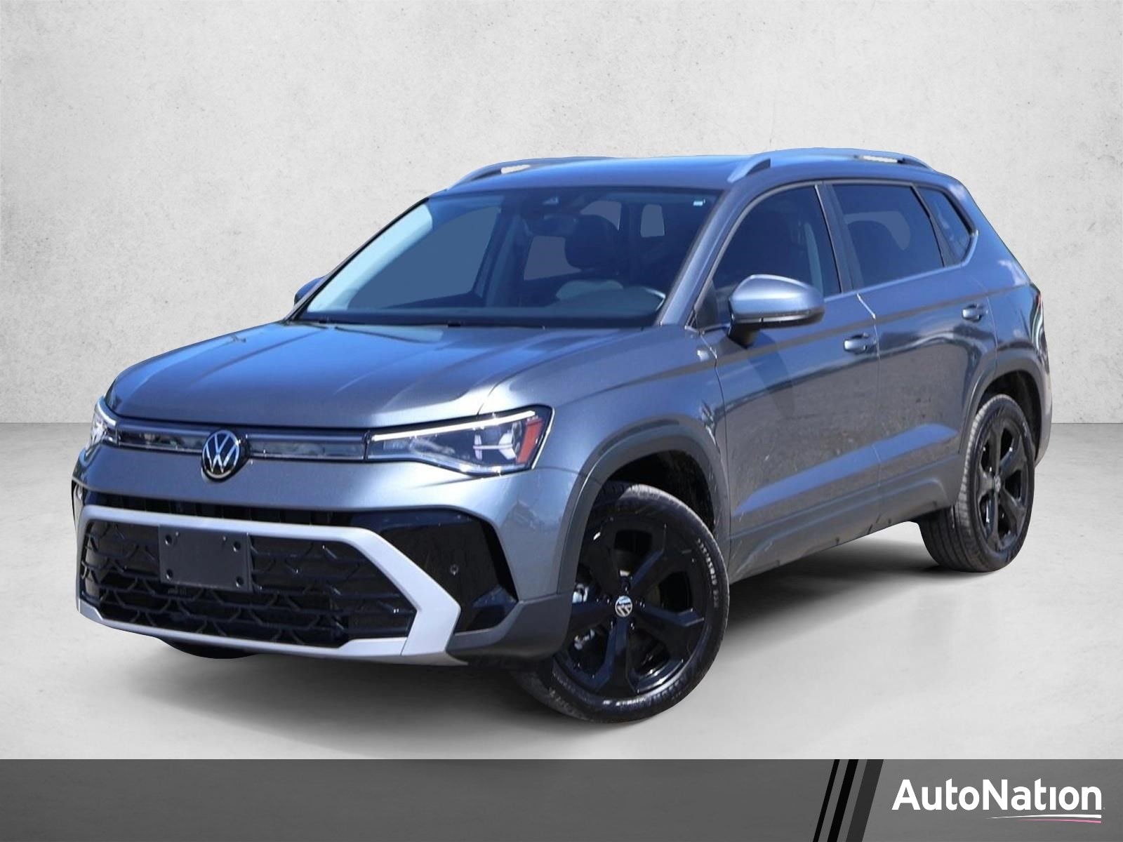 2025 Volkswagen Taos 1.5T SEL 4Motion's photo