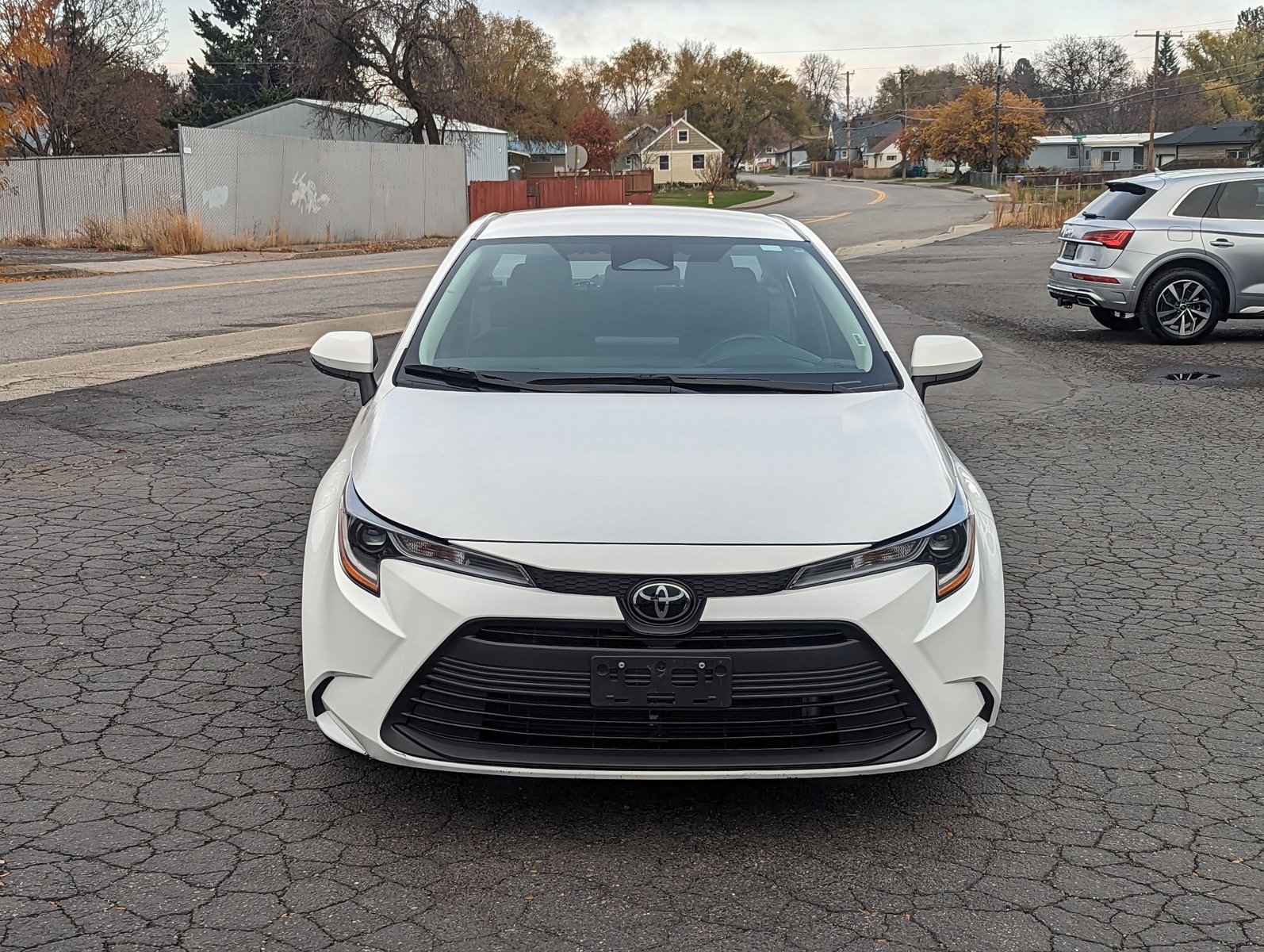 2024 Toyota Corolla LE photo 2