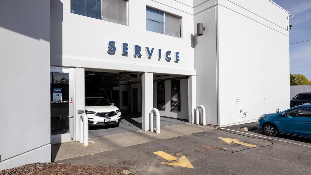 AutoNation Acura Spokane Valley Service Center entrance
