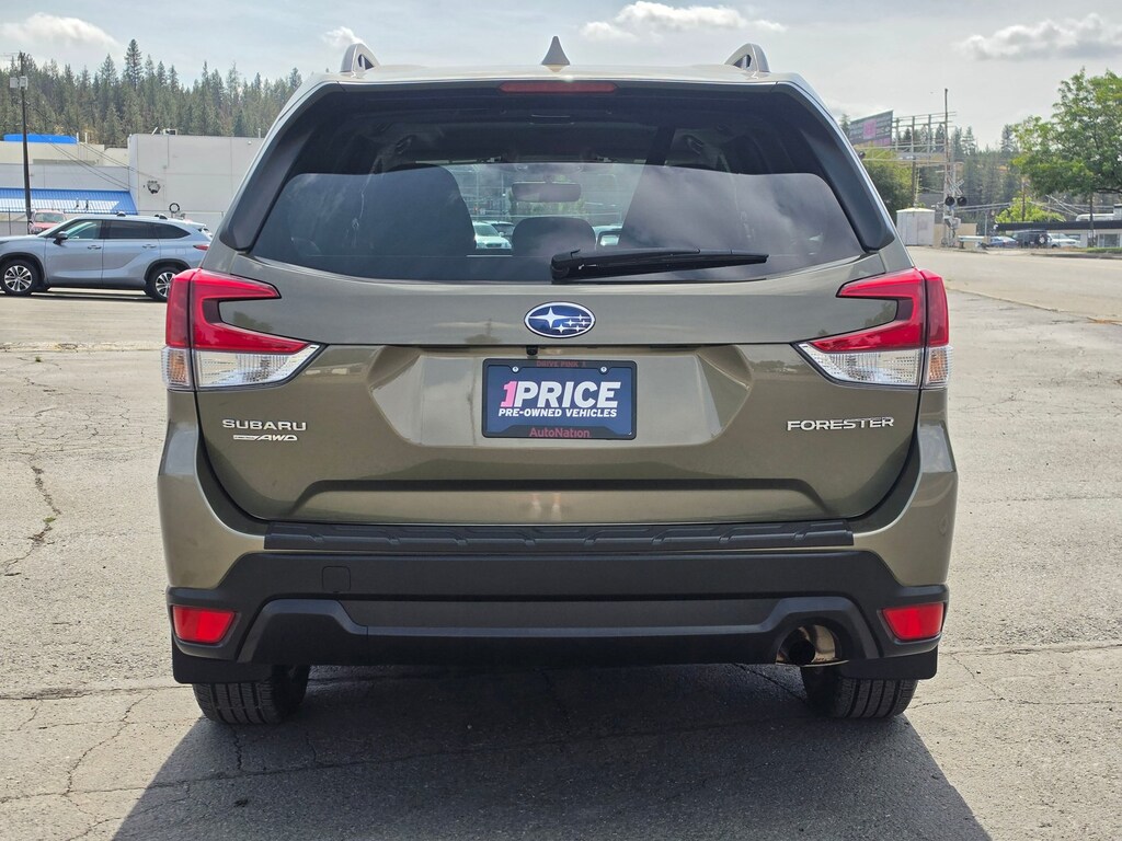 Used 2023 Subaru Forester Premium SUV