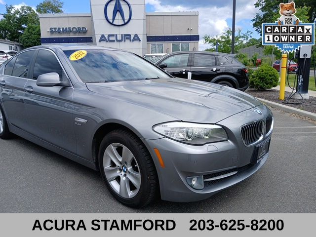2012 BMW 5 Series 528i xDrive Sedan's photo