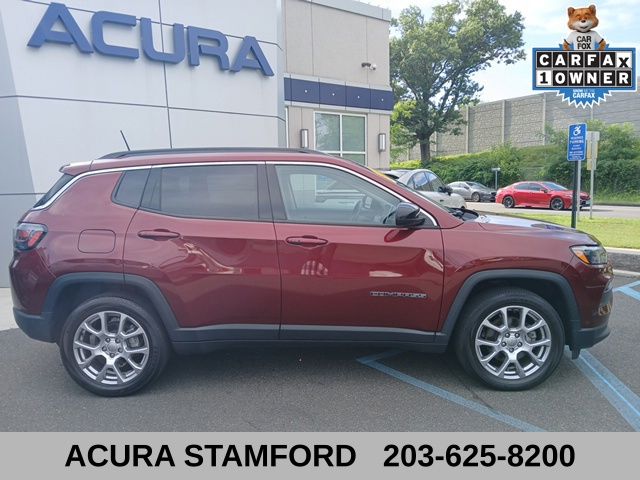 Used 2022 Jeep Compass Latitude Lux with VIN 3C4NJDFB8NT156607 for sale in Stamford, CT