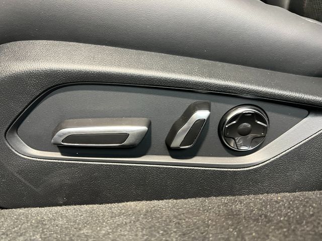 2025 Acura TLX A-Spec Package - Photo 16