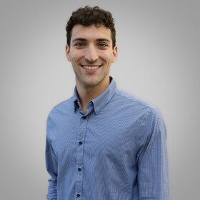 Staff member Frank Lapegna from ID_212091efddd5