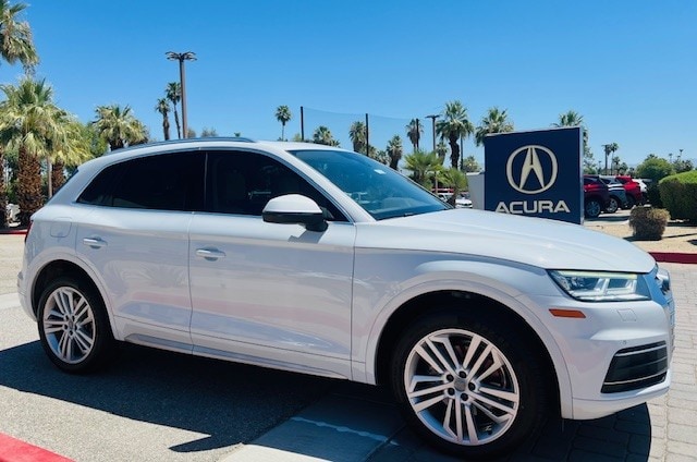 2020 Audi Q5 45 quattro S tronic Premium Plus's photo