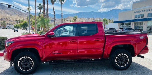 2024 Toyota Tacoma photo 6