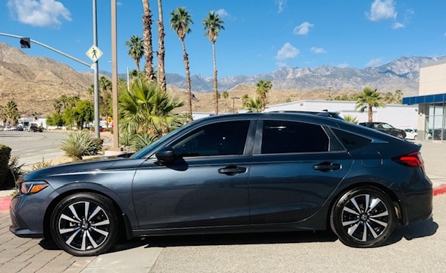 2022 Honda Civic EX-L photo 3