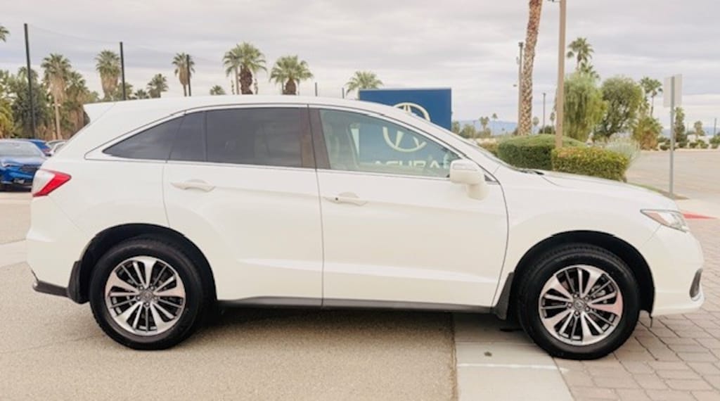 Used 2017 Acura RDX V6 with Advance Package SUV