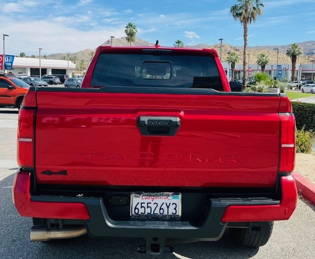 2024 Toyota Tacoma photo 4