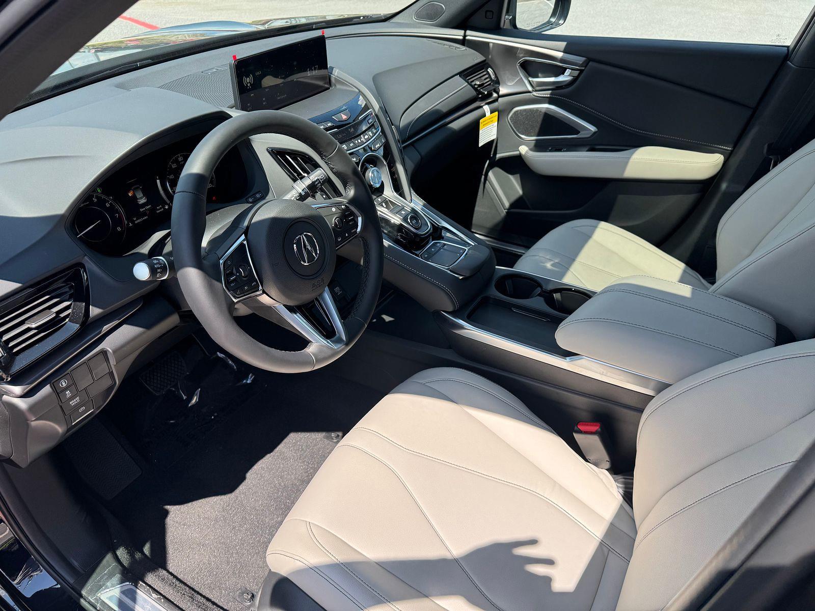 2025 Acura RDX photo 3