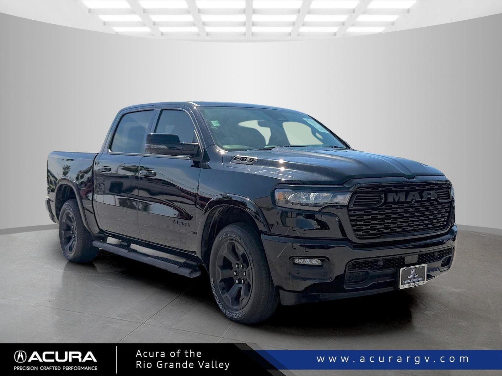 2025 RAM 1500 Big Horn/Lone Star 4x4 Crew Cab 5'7's photo