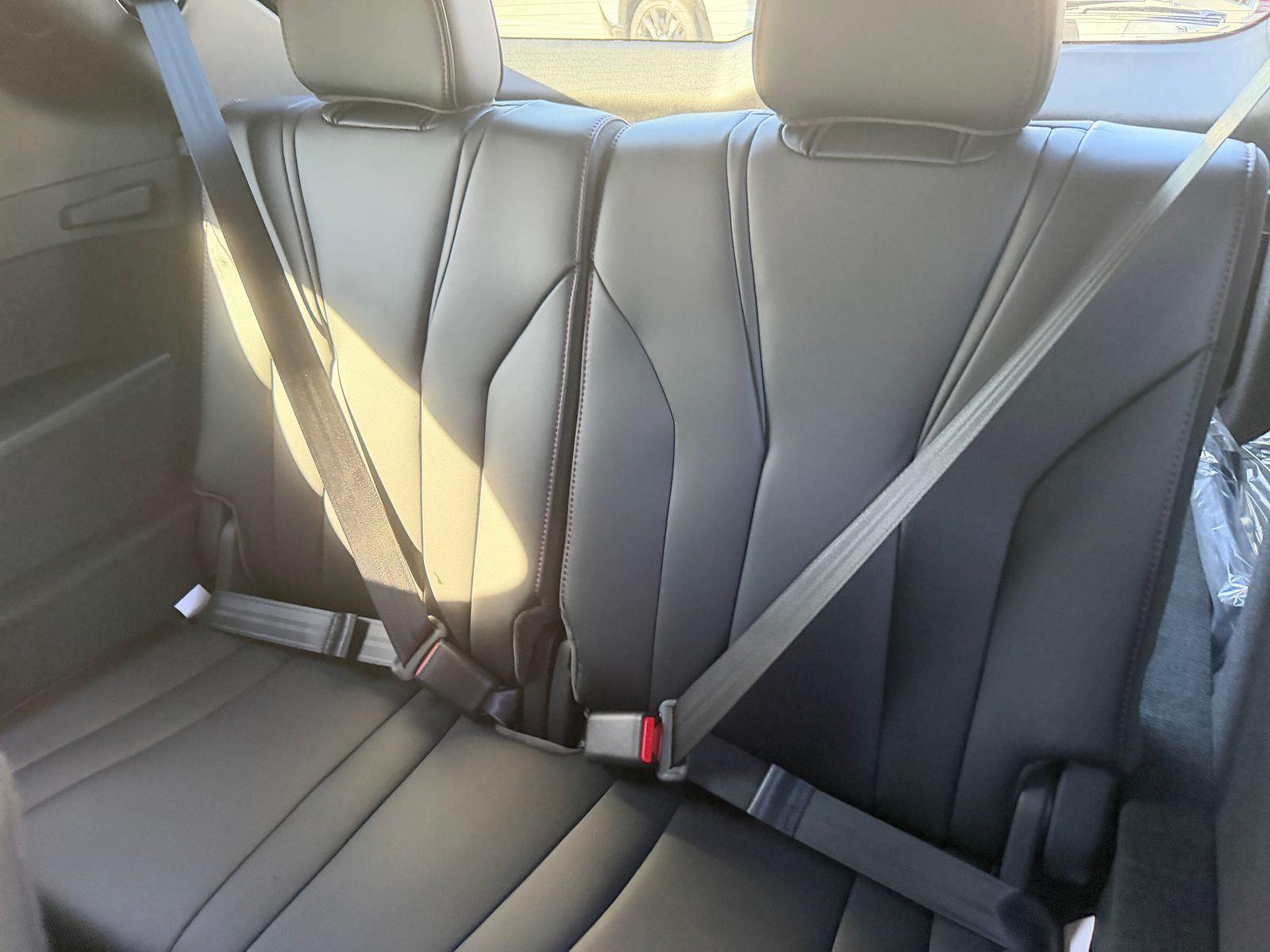 2026 Acura MDX SH-AWD A-Spec photo 3