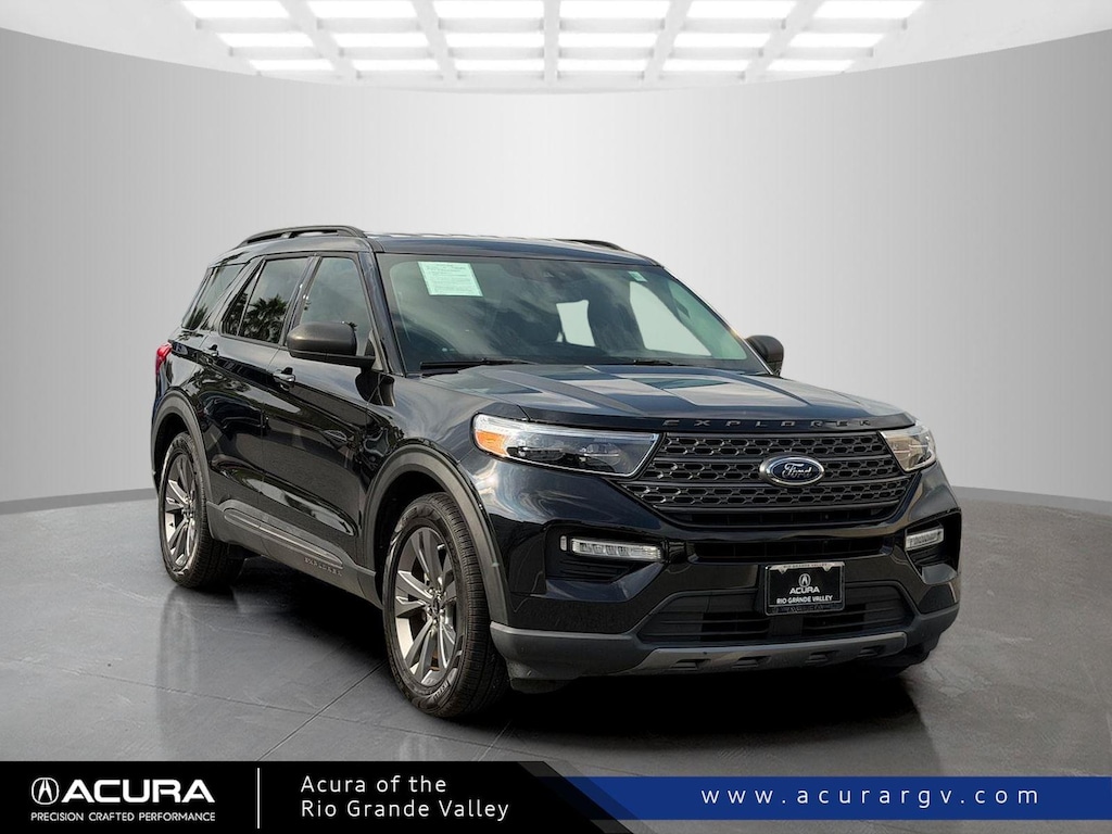 2021 Ford Explorer XLT photo 2