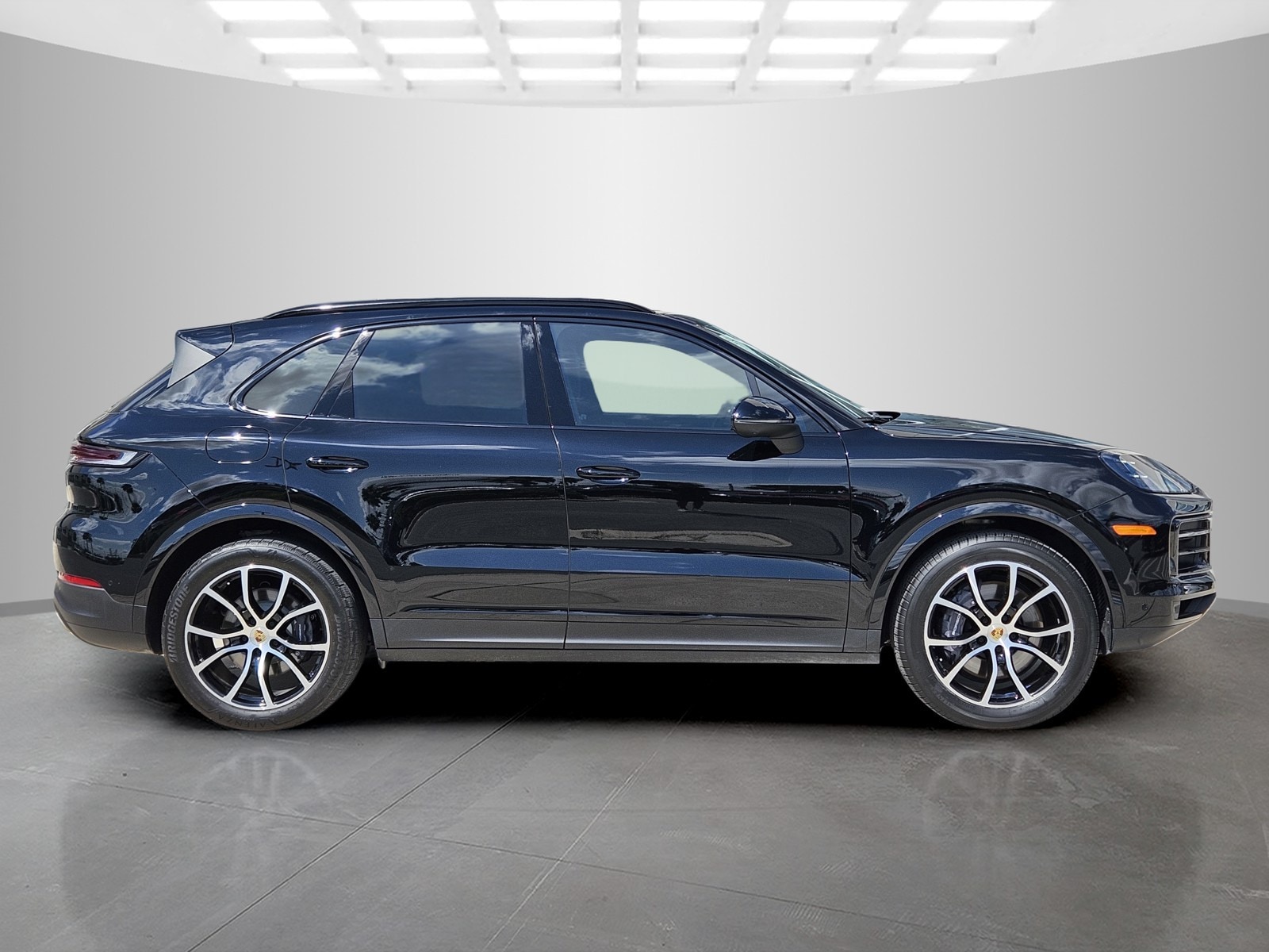 Used 2024 Porsche Cayenne Base with VIN WP1AA2AY7RDA00681 for sale in San Juan, TX