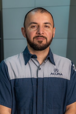 Staff member Tony Alvarado from ID_6daabc193db8