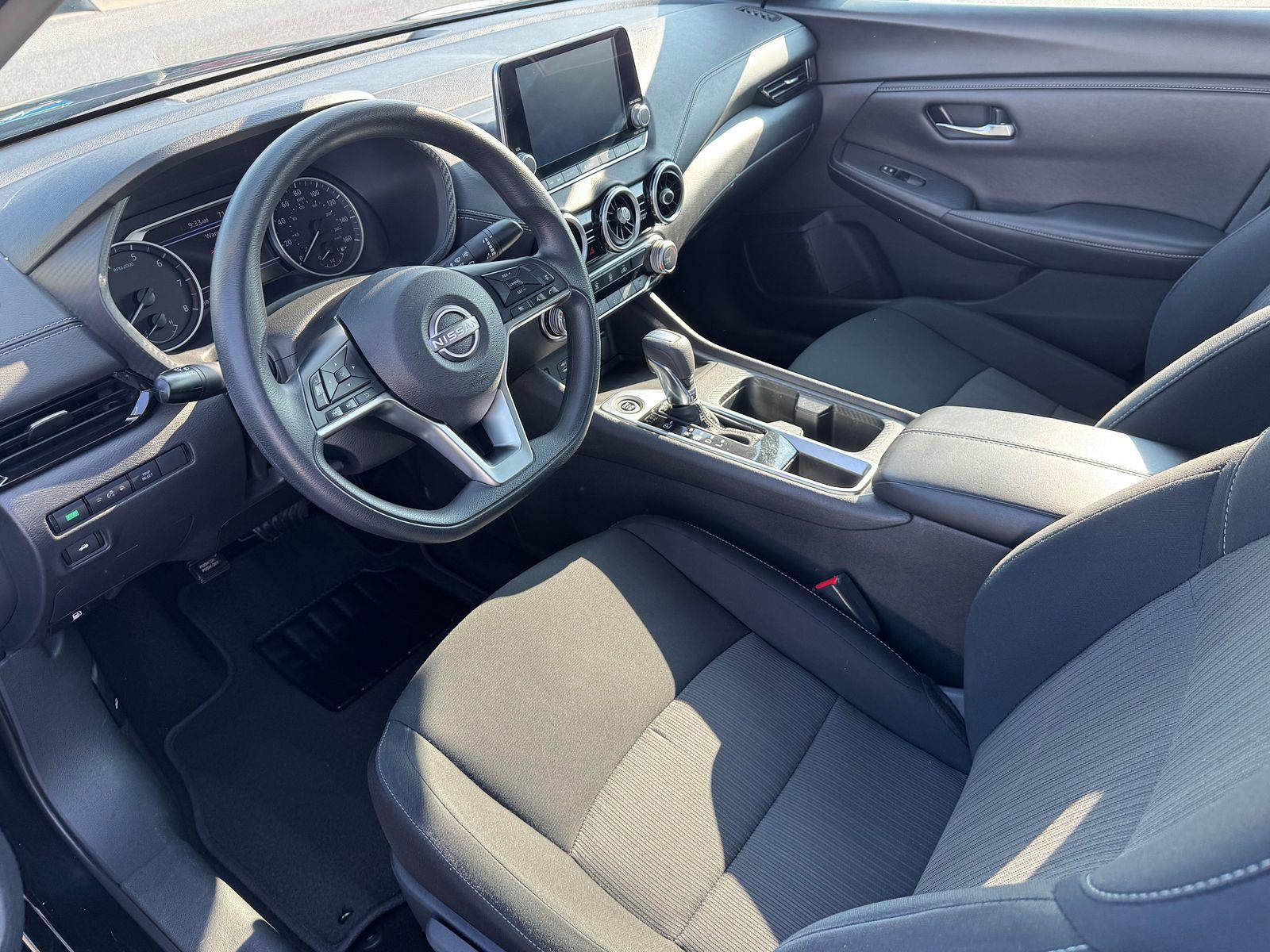 2024 Nissan Sentra SV photo 3