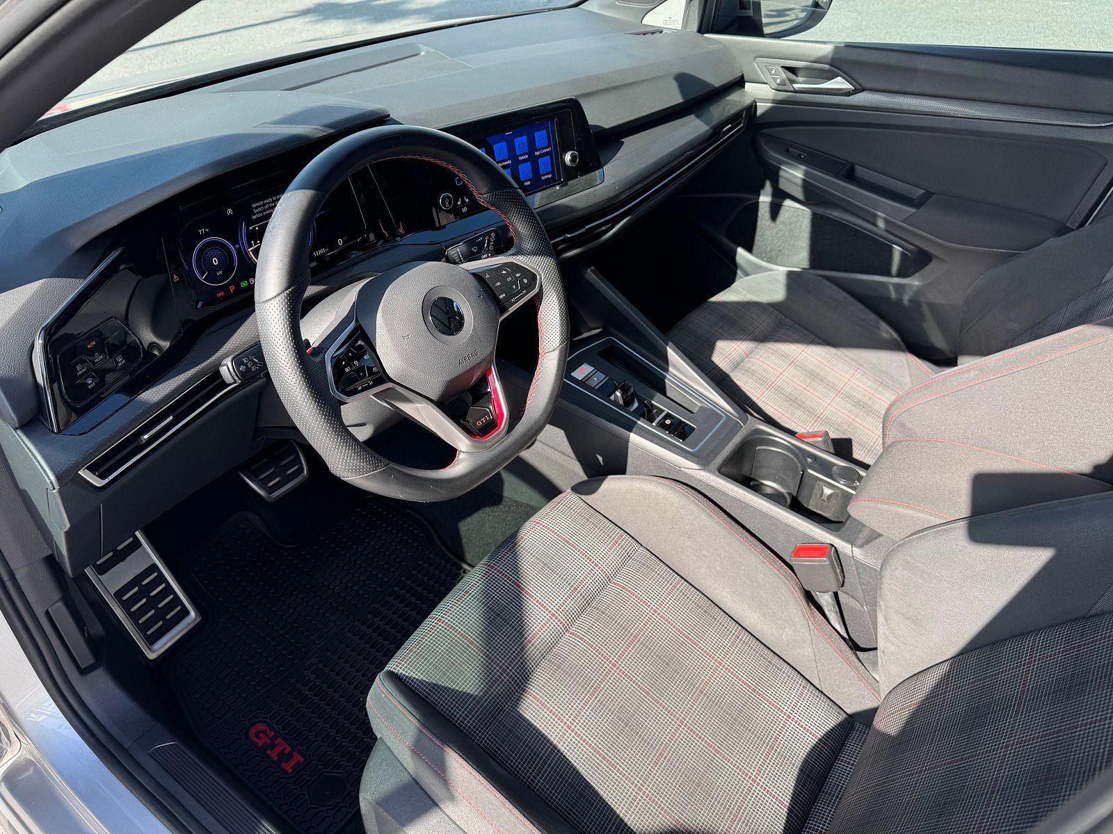 2022 Volkswagen Golf GTI S photo 3
