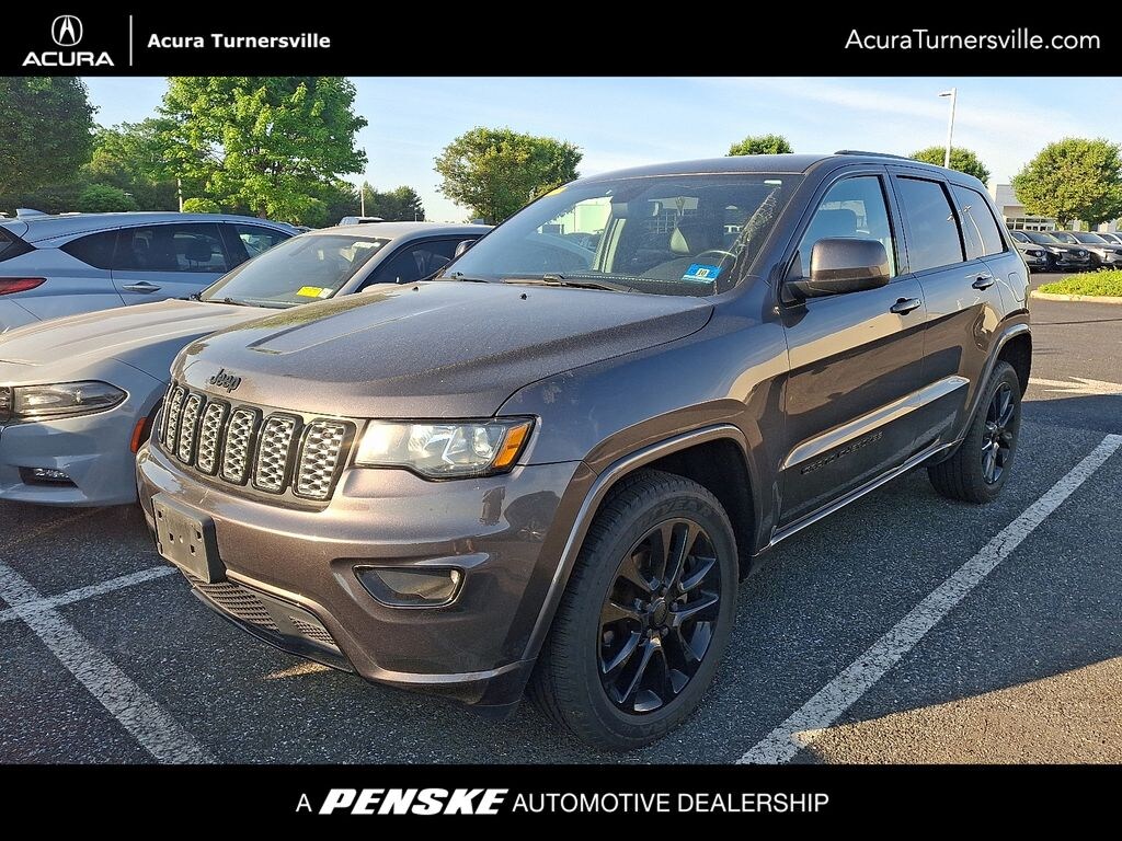 Used 2020 Jeep Grand Cherokee Laredo SUV