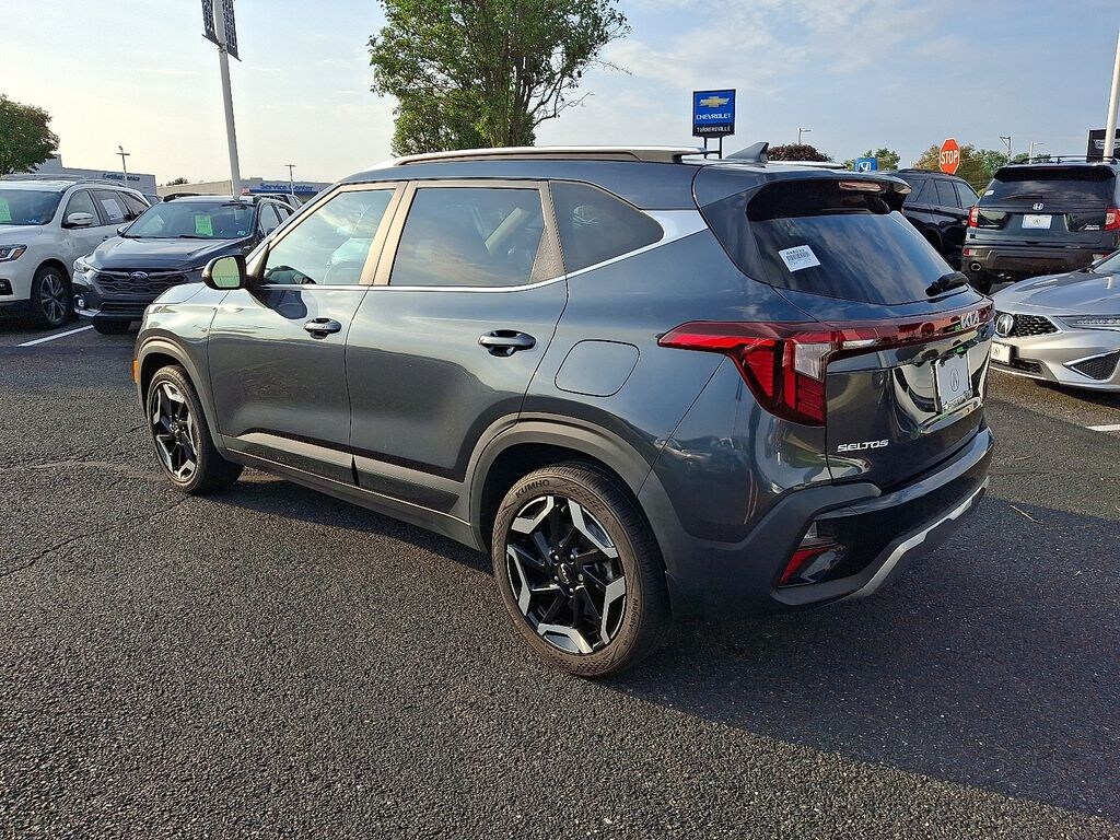Used 2024 Kia Seltos SX SUV