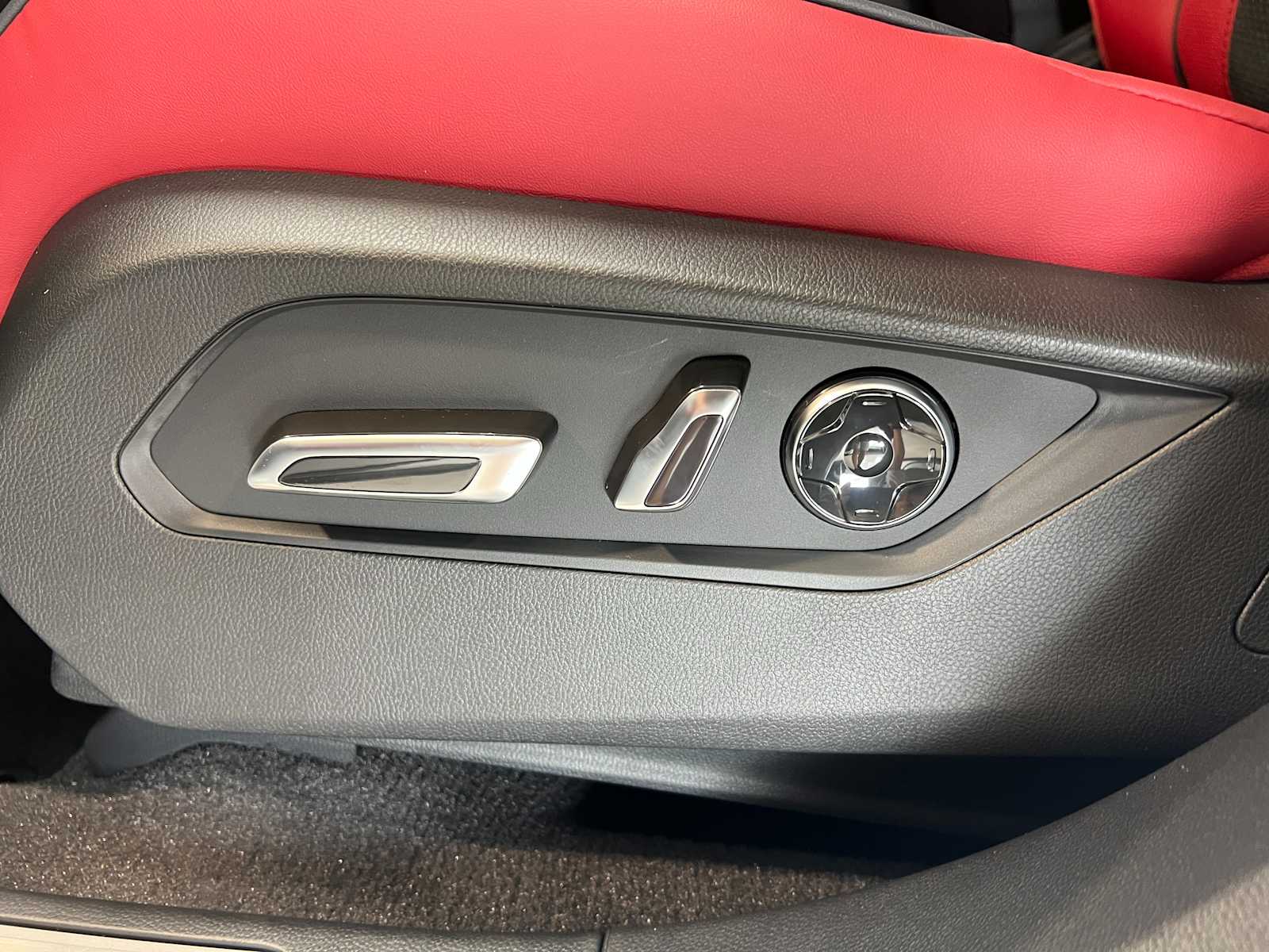 2026 Acura RDX A-Spec Package - Photo 16