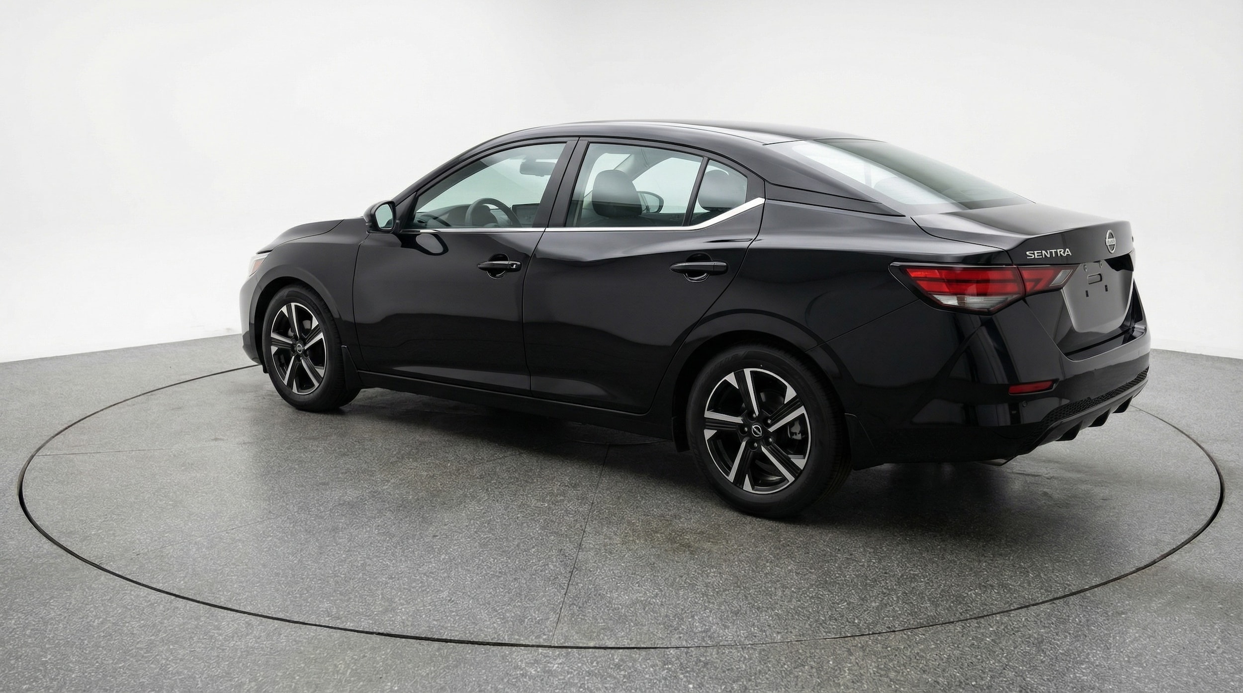 Thumbnail: 2025 Nissan Sentra - 5