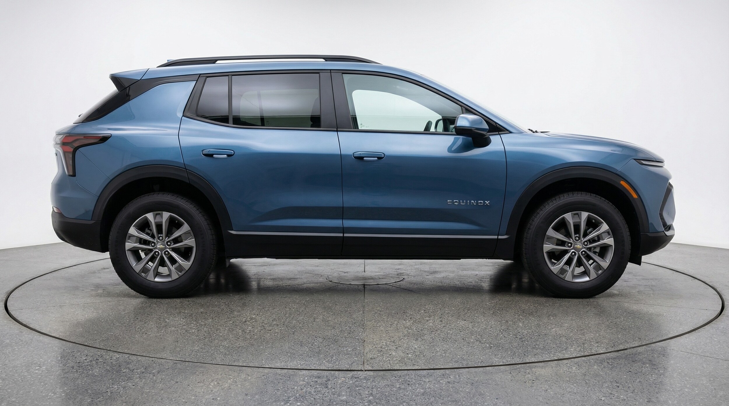 Thumbnail: 2025 Chevrolet Equinox - 8