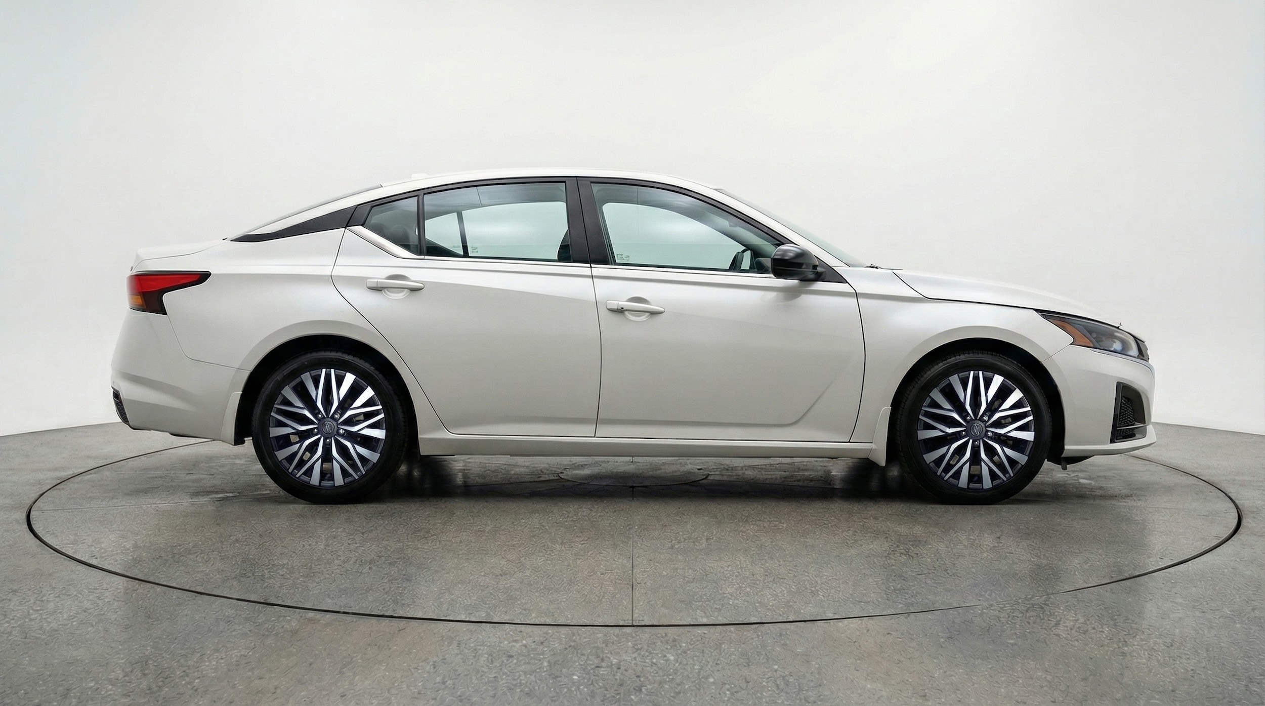 Thumbnail: 2025 Nissan Altima - 8