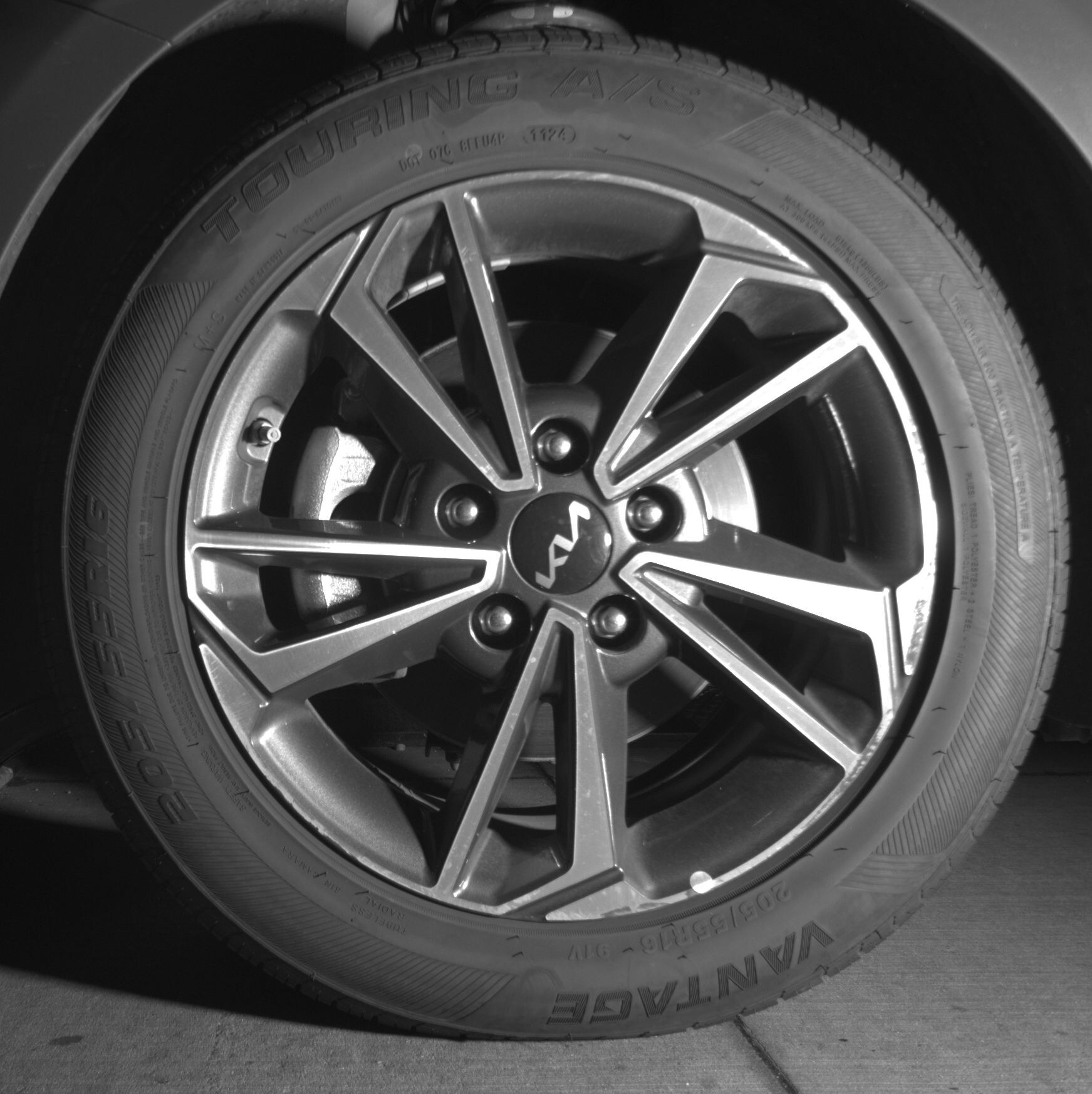 Thumbnail: 2024 Kia Forte - 9