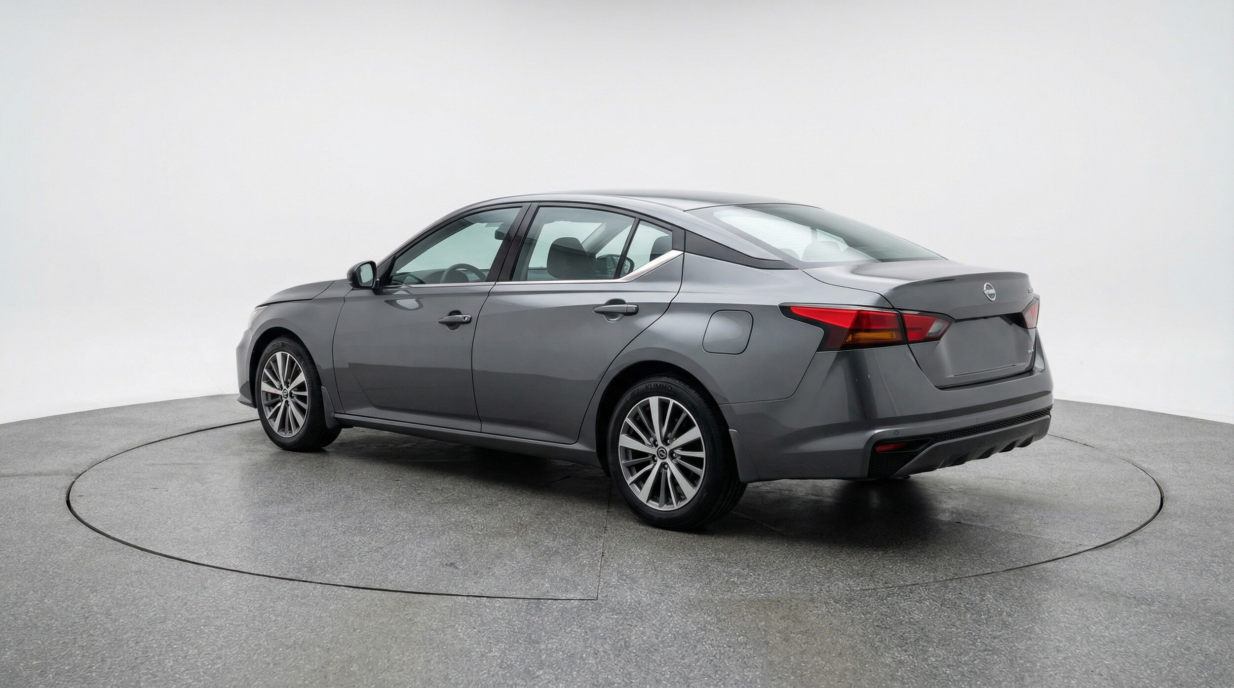 Thumbnail: 2025 Nissan Altima - 5