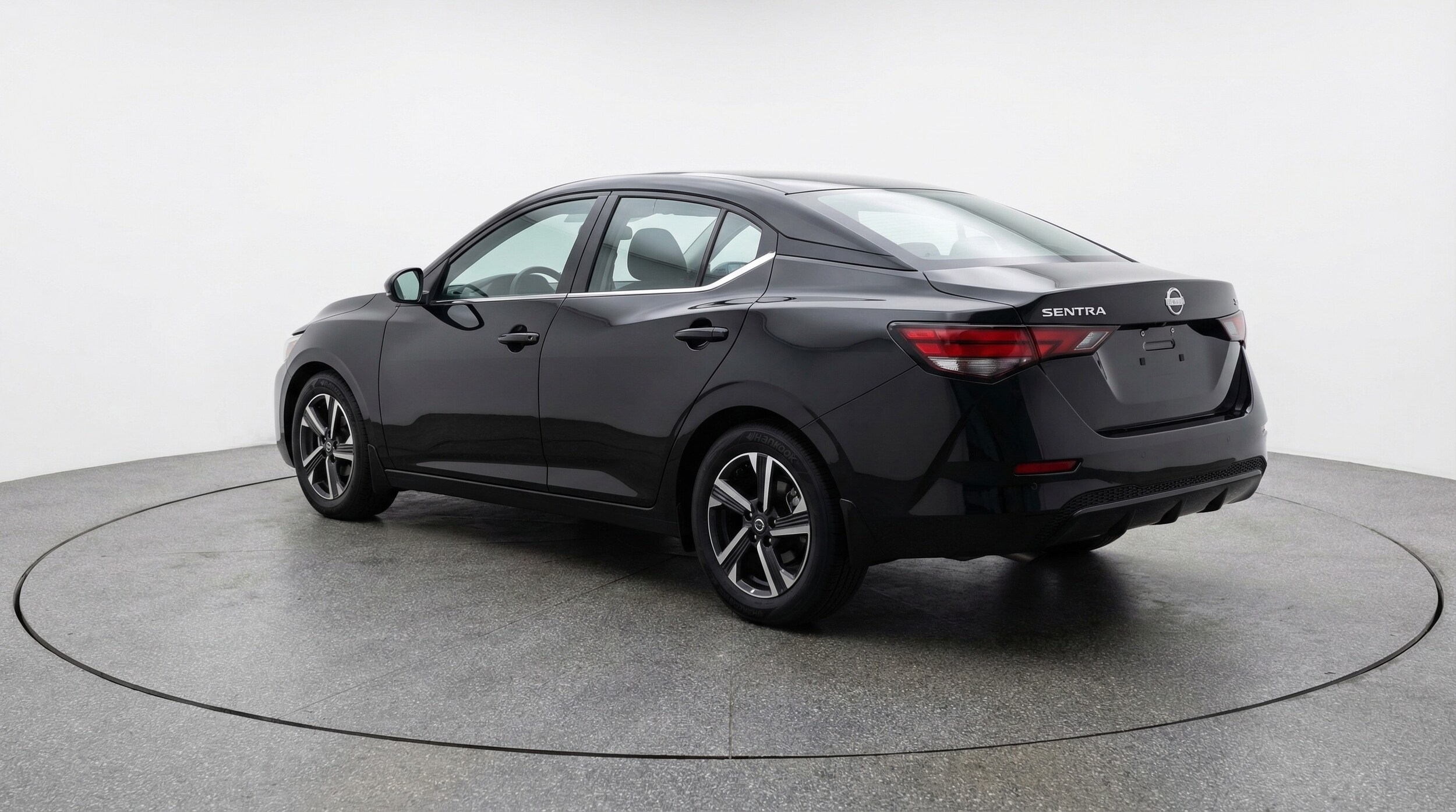 Thumbnail: 2025 Nissan Sentra - 5