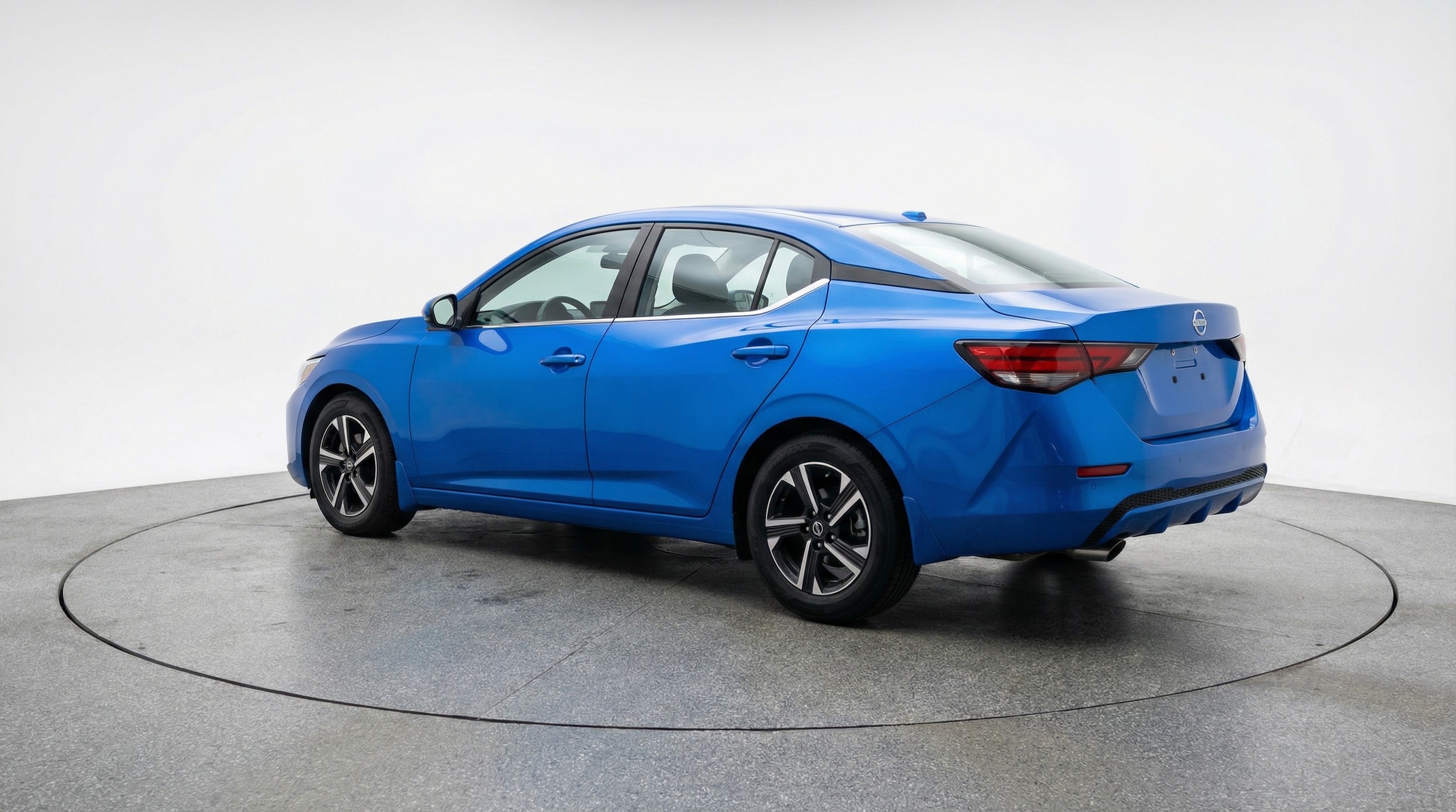 Thumbnail: 2025 Nissan Sentra - 5