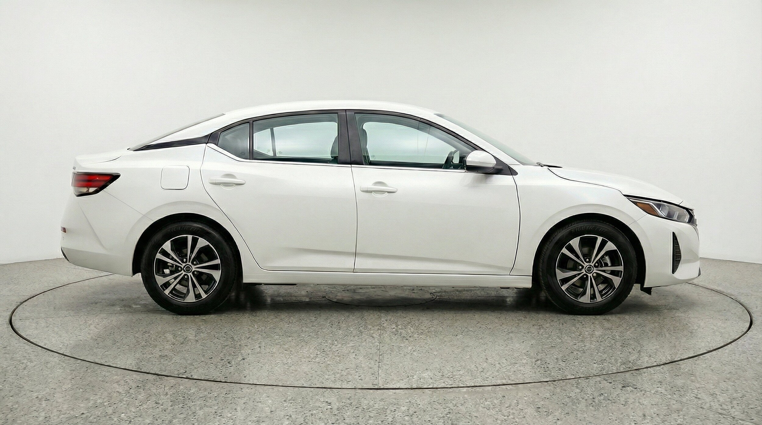 Thumbnail: 2025 Nissan Sentra - 11