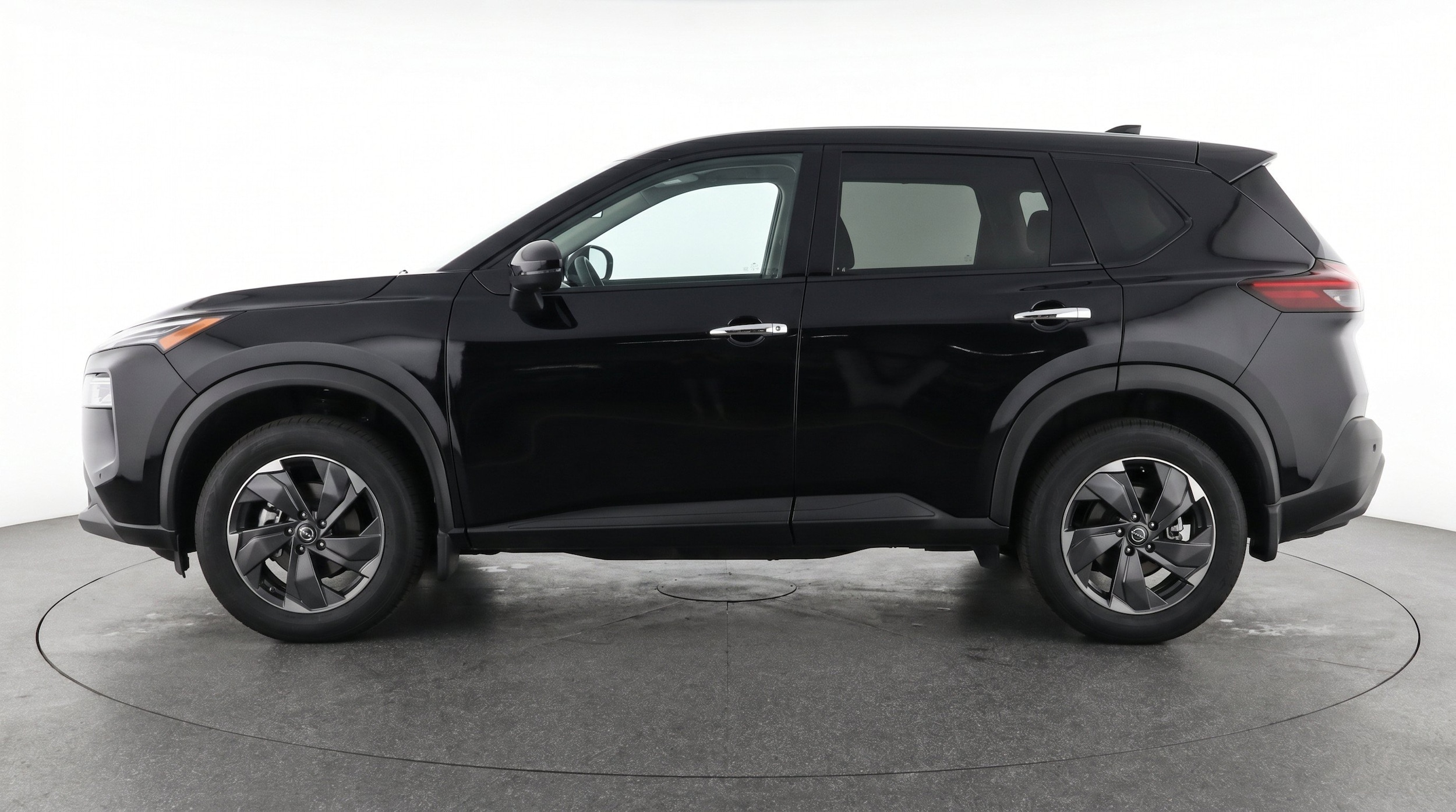 Thumbnail: 2025 Nissan Rogue - 5