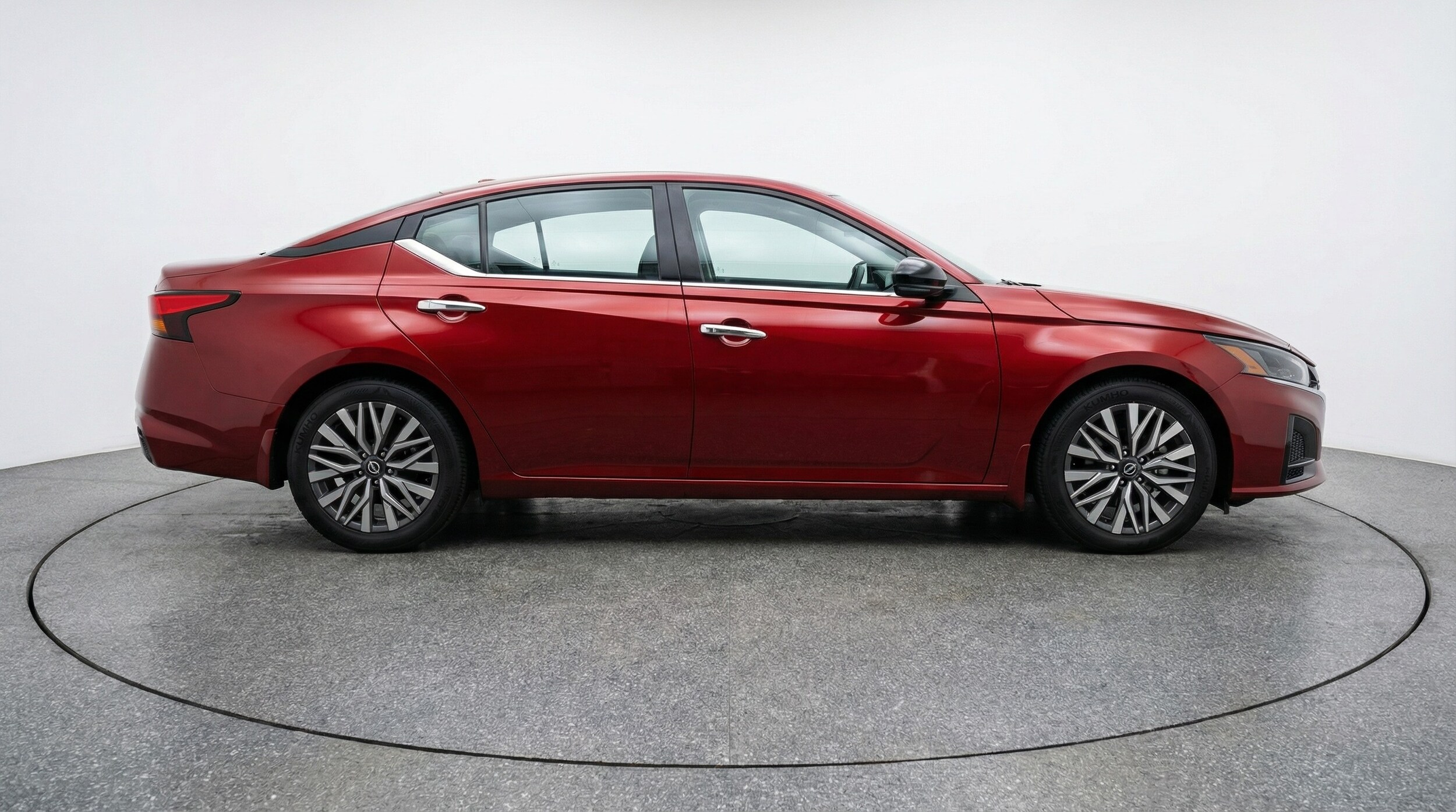 Thumbnail: 2025 Nissan Altima - 8