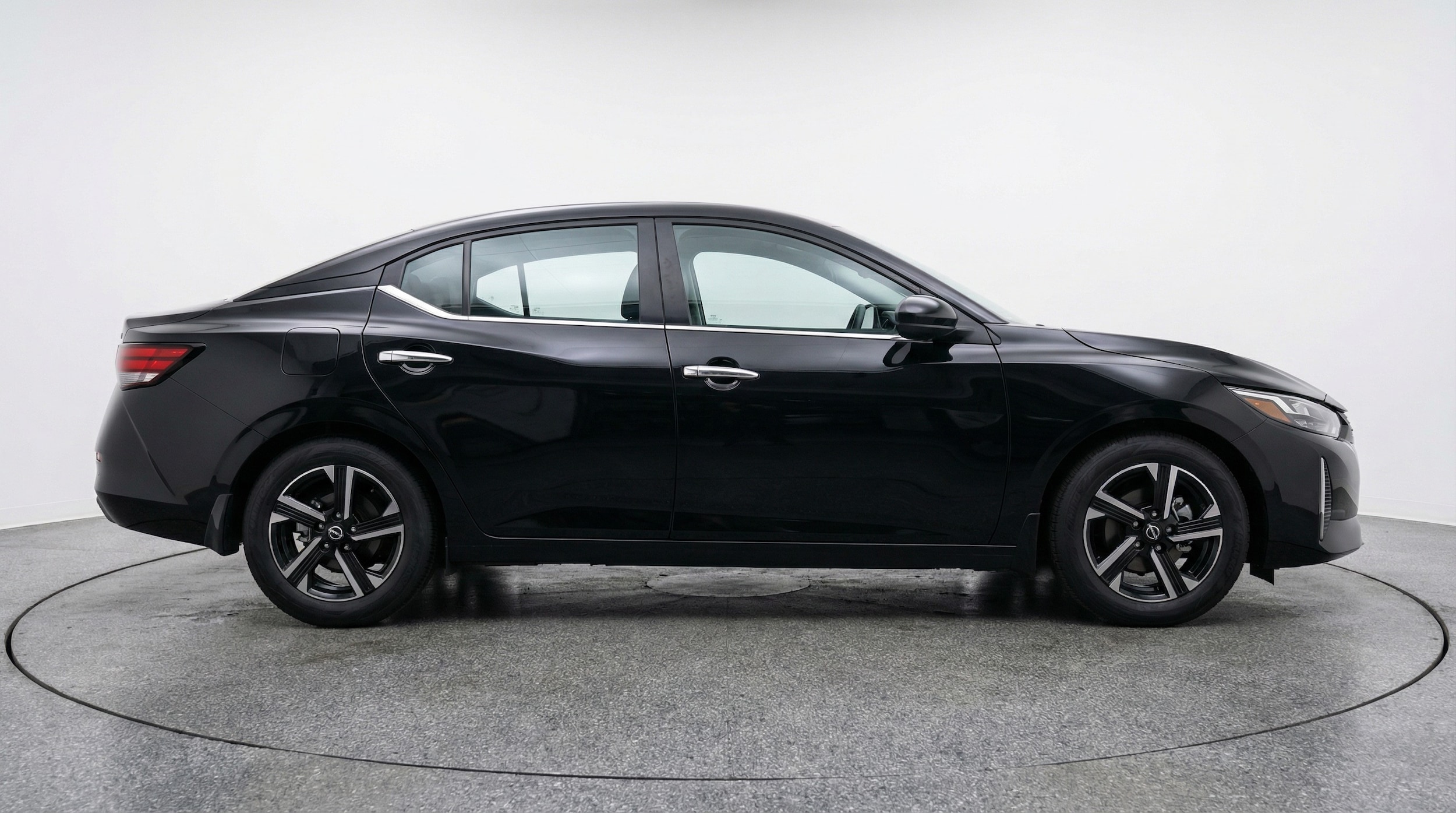 Thumbnail: 2025 Nissan Sentra - 8