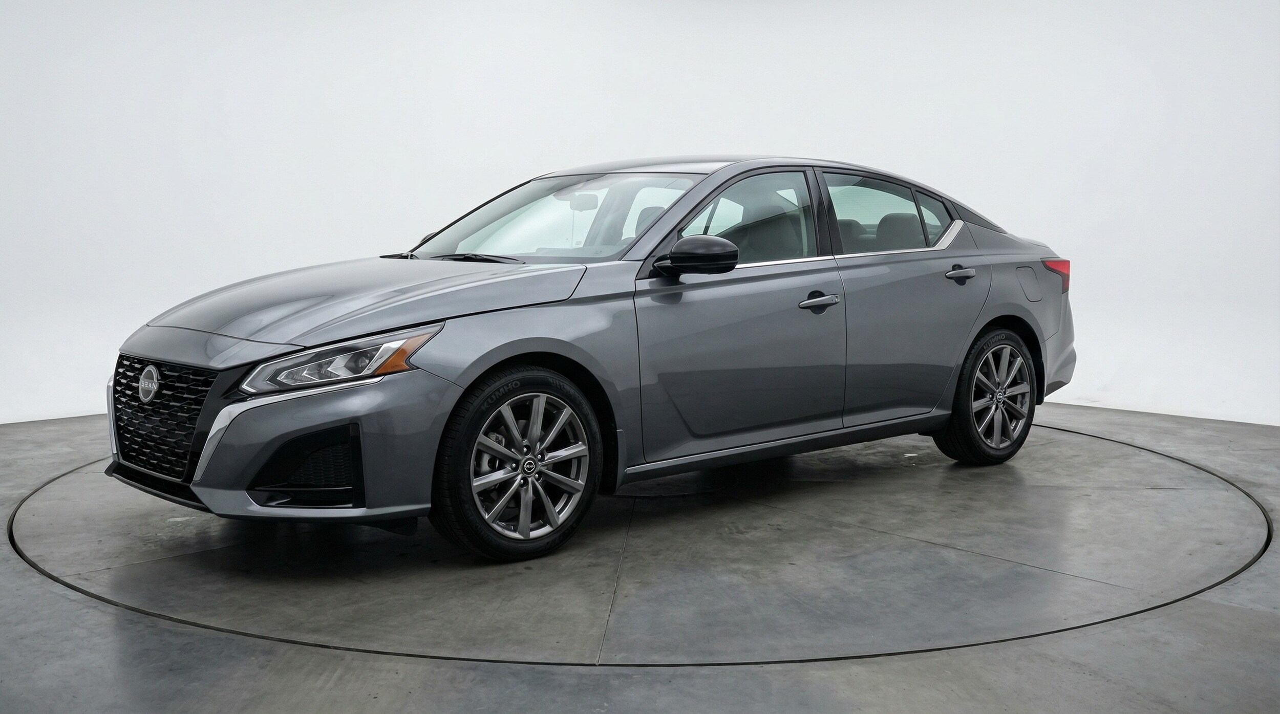 Thumbnail: 2025 Nissan Altima - 3