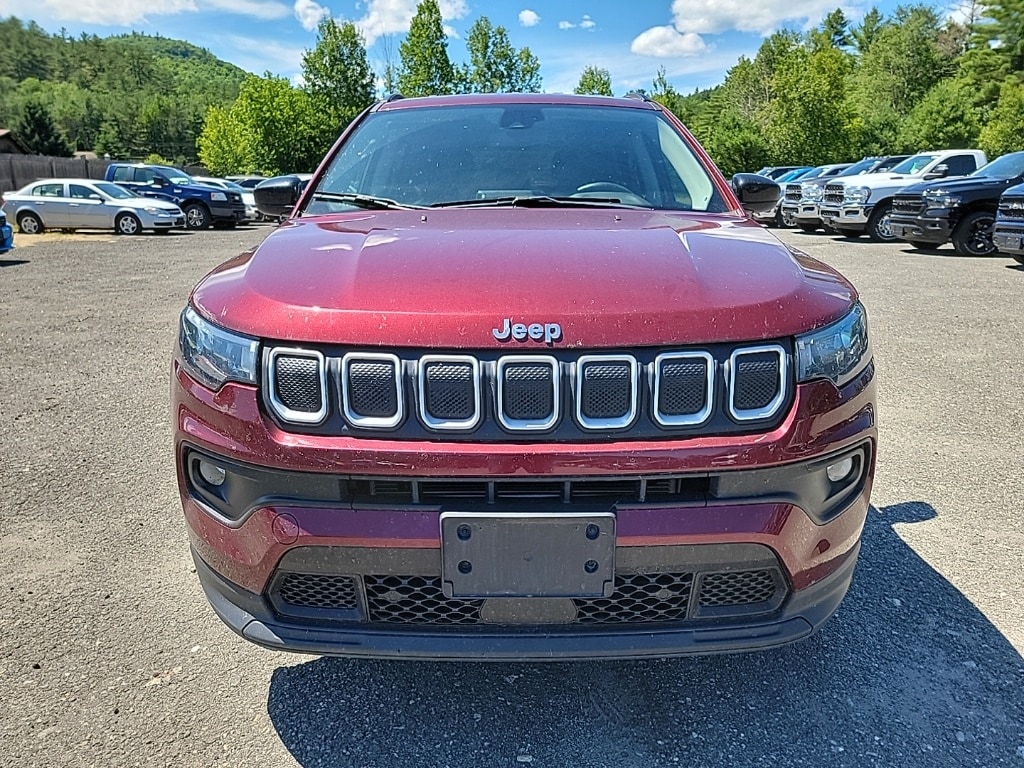 Used 2022 Jeep Compass Latitude with VIN 3C4NJDBB2NT119896 for sale in Elizabethtown, NY