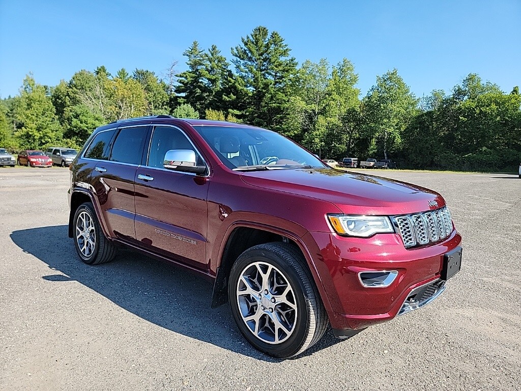 2021 Jeep Grand Cherokee Overland photo 2