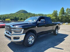 2025 Ram 2500 TRADESMAN CREW CAB 4X4 6'4 BOX Pickup