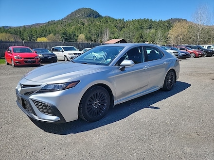 2023 Toyota Camry SE Sedan