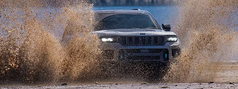 New 2025 Jeep Grand Cherokee Elizabethtown NY