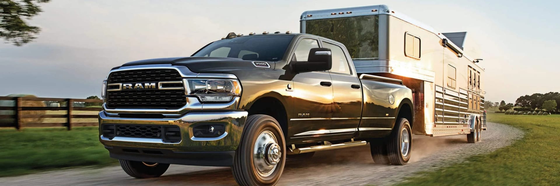 ram-3500%20(1920%20x%20640%20px).png