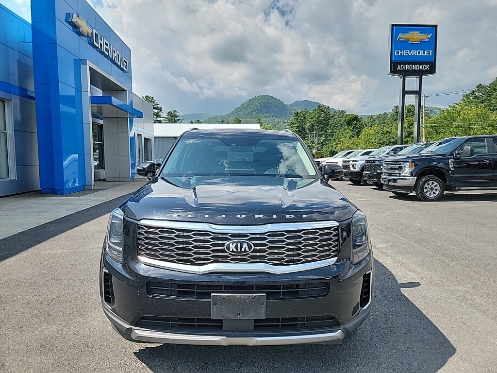 2020 Kia Telluride S photo 2