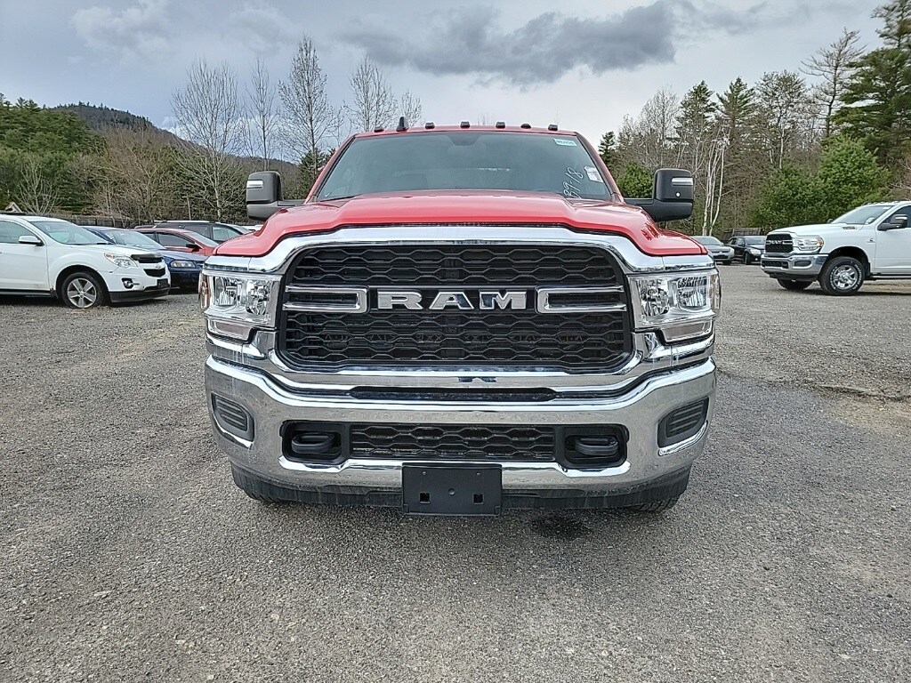 2024 Ram 3500 Tradesman photo 2