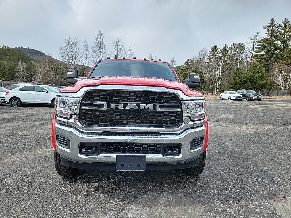 2024 Ram 5500 Tradesman photo 2