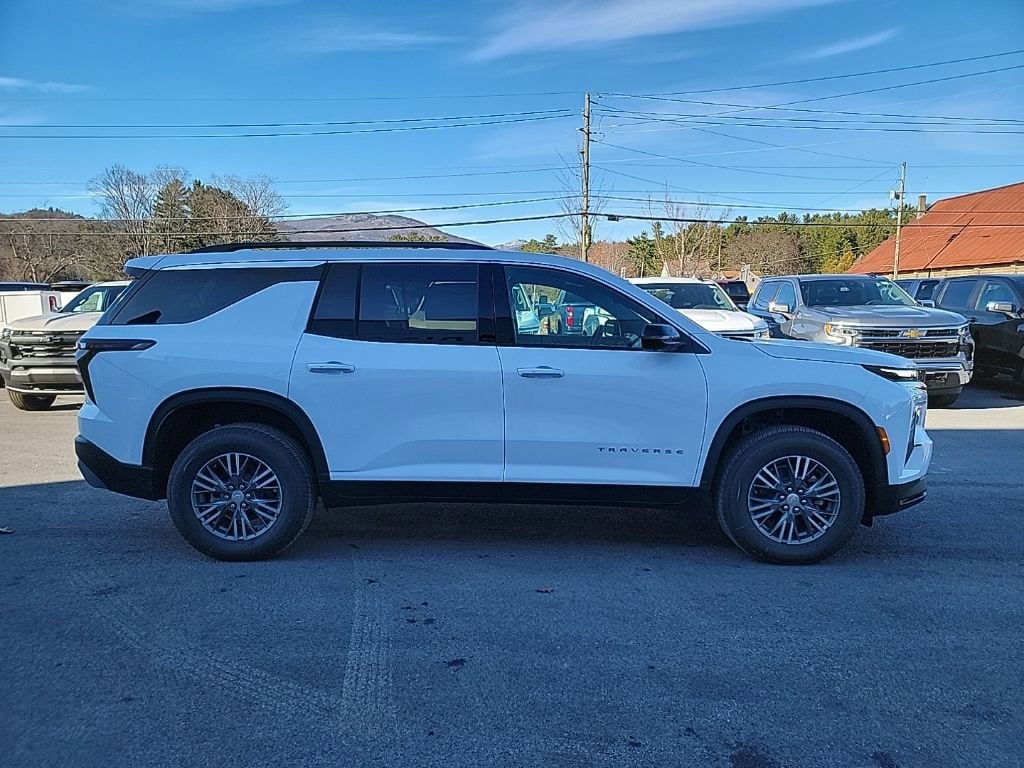 New 2026 Chevrolet Traverse LT SUV
