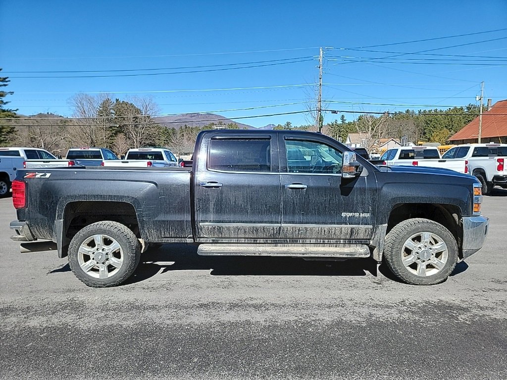 2019 Chevrolet Silverado 2500HD LTZ photo 4
