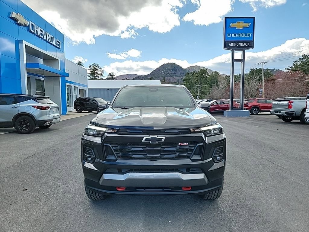 New 2025 Chevrolet Colorado Z71 Truck