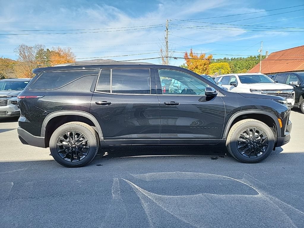 New 2026 Chevrolet Traverse LT SUV