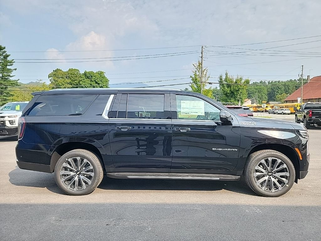 New 2025 Chevrolet Suburban High Country SUV